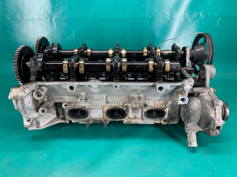 Головка блока цилиндров правая MAZDA TRIBUTE 00-07 2001 Внедорожник 3.0 AJ03-10-100A Б/У
