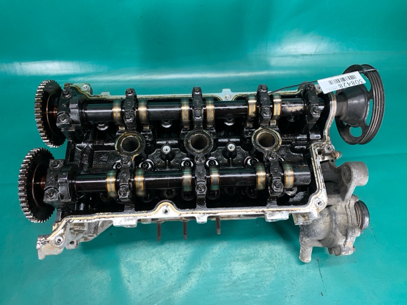 Головка блока цилиндров правая TRIBUTE 00-07 2001 Внедорожник 3.0