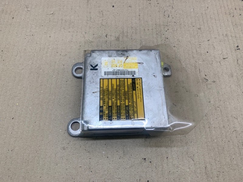 Блок управления AIRBAG CAMRY 30 02-06 2003 30 2.4 2AZFE
