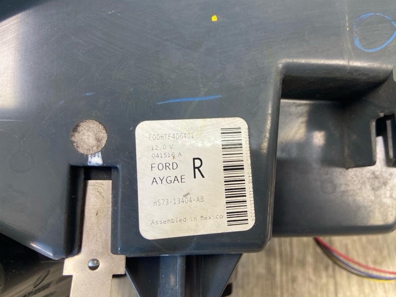 Фонарь наружный правый FUSION 14- 2017 SEDAN C20HDTX Фонарь наружный правый FUSION 14- 2017 SEDAN C20HDTX