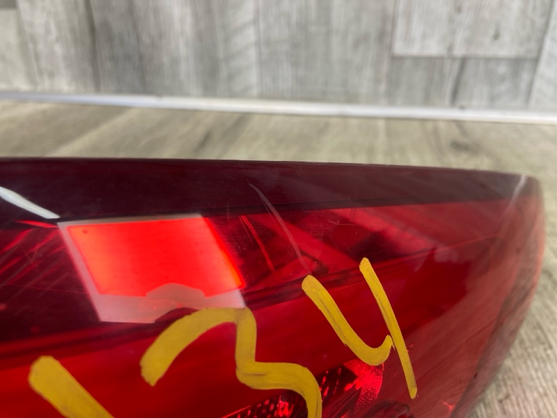 Фонарь наружный правый FUSION 14- 2017 SEDAN C20HDTX Фонарь наружный правый FUSION 14- 2017 SEDAN C20HDTX