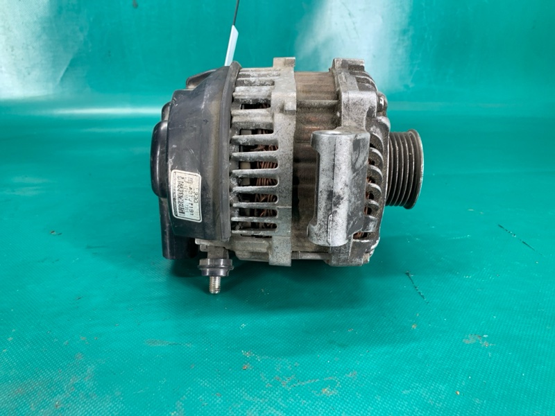 Генератор MAZDA CX-7 06-12 L33G-18-300 Б/У