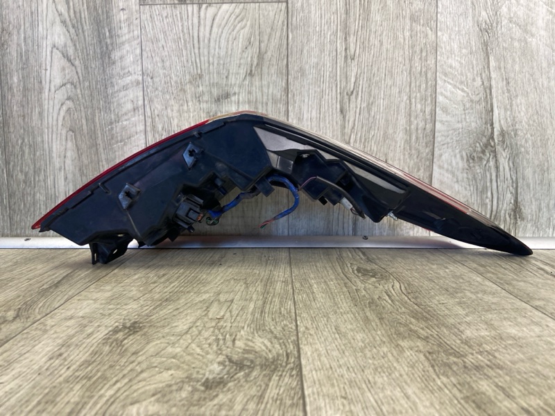 Фонарь наружный правый CAMRY 70 17- 2018 GSV70 2.5 A25AFKS Фонарь наружный правый CAMRY 70 17- 2018 GSV70 2.5 A25AFKS