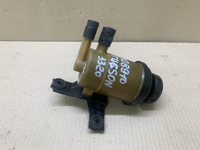 Бачок ГУР HYUNDAI TUCSON 04-10 2006 2.7 G6BA 57150-2E000 Б/У