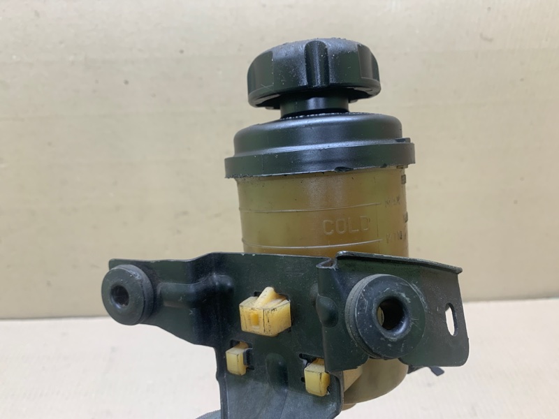 Бачок ГУР HYUNDAI TUCSON 04-10 2.7 G6BA