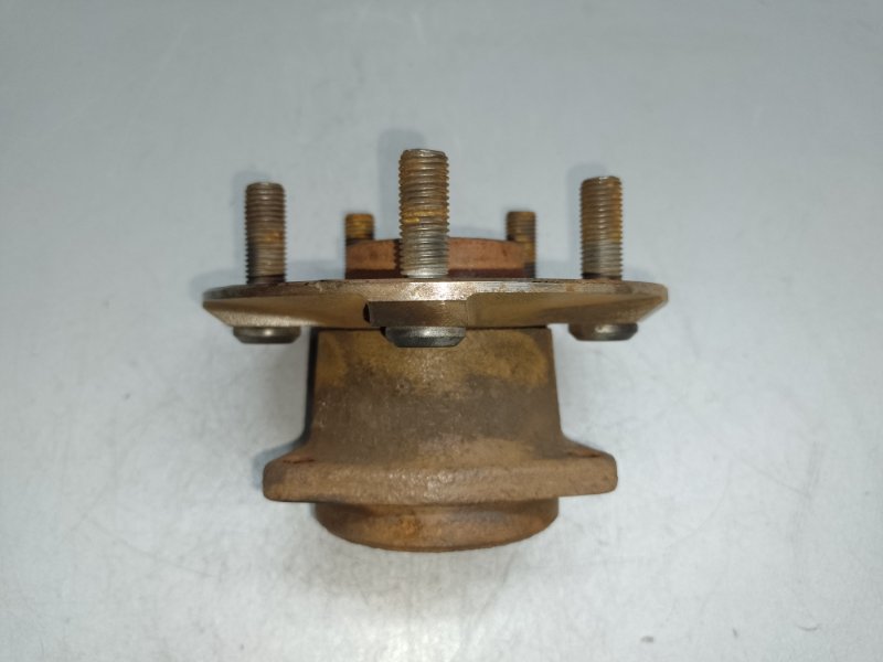 Ступица задняя MATRIX 02-08 2002 ZZE132 1.8L 1ZZ-FE