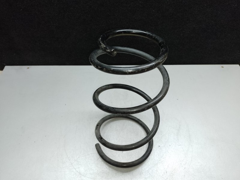Пружина передней подвески TOYOTA MATRIX 02-08 2002 ZZE132 1.8L 1ZZ-FE 48131-AB060 Б/У