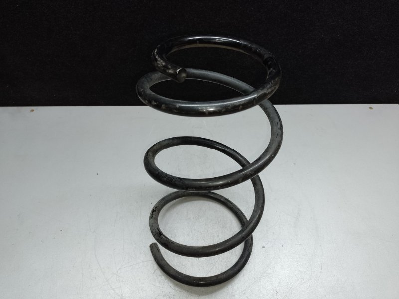 Пружина передней подвески TOYOTA MATRIX 02-08 2002 ZZE132 1.8L 1ZZ-FE 48131-AB060 Б/У