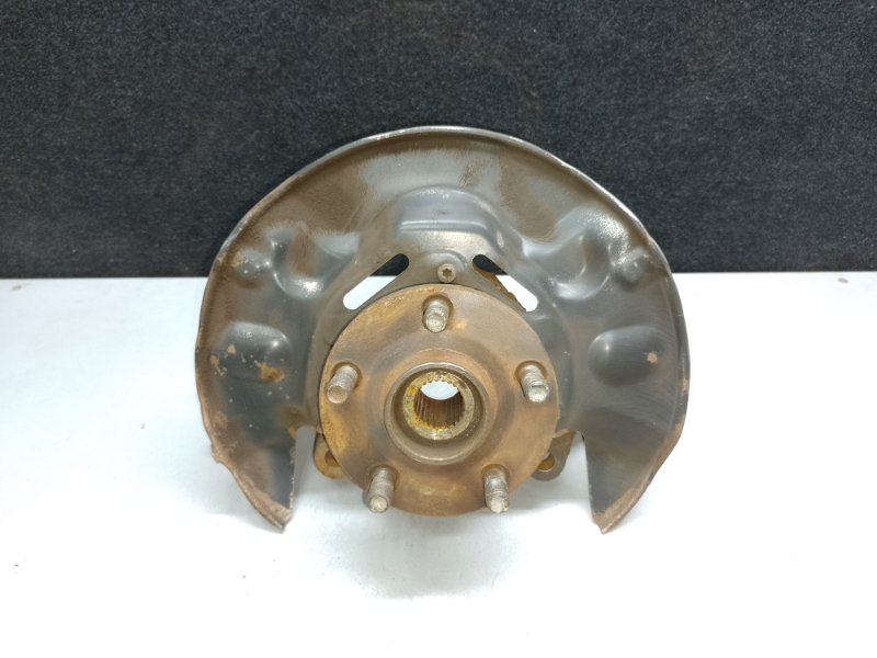 Кулак поворотный передний правый MATRIX 02-08 2002 ZZE132 1.8L 1ZZ-FE