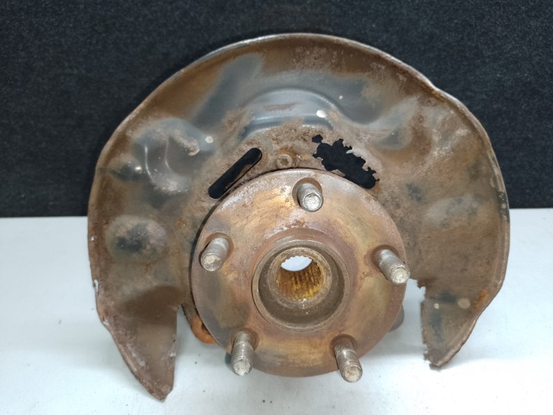 Кулак поворотный передний левый MATRIX 02-08 2002 ZZE132 1.8L 1ZZ-FE