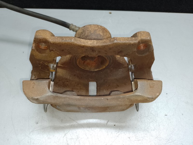 Суппорт тормозной передний правый X-TRAIL/ROGUE T32 13-20 2015 2.5 QR25DE