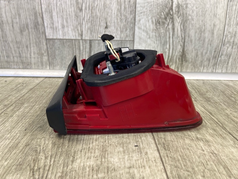 Фонарь внутренний правый VOLKSWAGEN TIGUAN 08-17 5N 2.0 CCTA