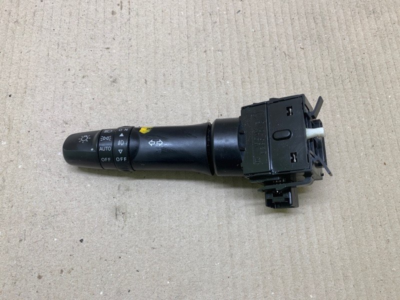 Подрулевой переключатель левый MITSUBISHI OUTLANDER XL 05-13 2009 3.0 6B31 8614A062 Б/У