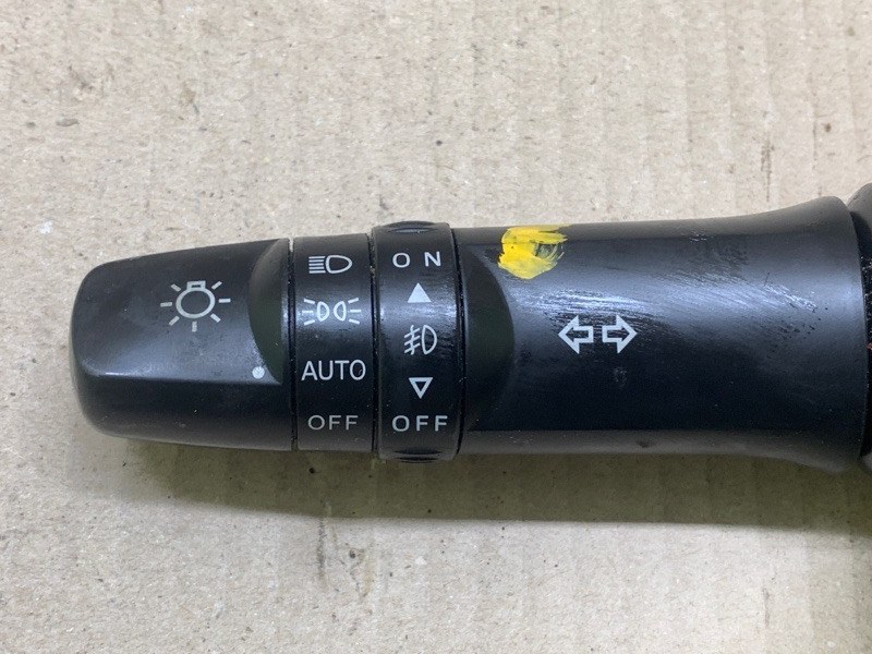Подрулевой переключатель левый OUTLANDER XL 05-13 2009 3.0 6B31