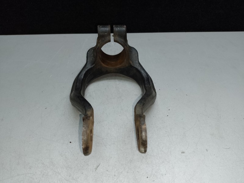 Вилка переднего амортизатора правая G25/G35/G37/Q40 06-14 2008 Седан 3.5 VQ35HR