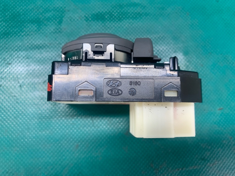 Блок управления зеркалами HYUNDAI SONATA YF 10-14 2.4L 4