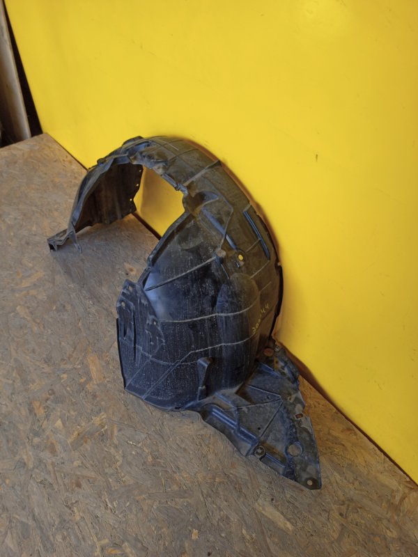 Подкрылок передний левый LEAF 18-