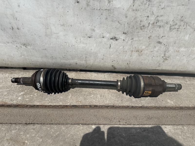 Привод передний левый TOYOTA MATRIX 02-08 2002 ZZE132 1.8L 1ZZ-FE 43420-01050 Б/У