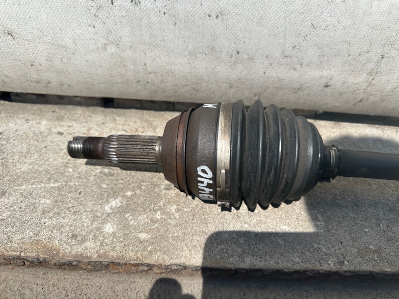 Привод передний левый TOYOTA MATRIX 02-08 ZZE132 1.8L 1ZZ-FE