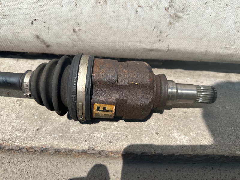 Привод передний левый MATRIX 02-08 2002 ZZE132 1.8L 1ZZ-FE