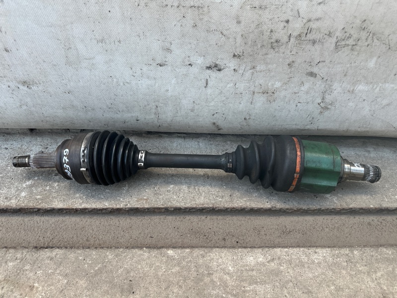 Привод передний левый MITSUBISHI OUTLANDER XL 05-13 2006 3.0 6B31 3815A137 Б/У