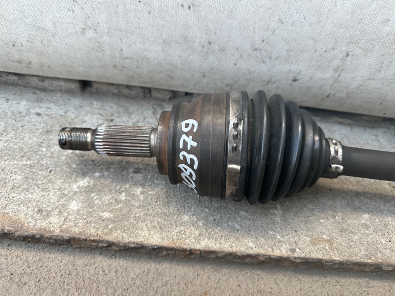 Привод передний левый MITSUBISHI OUTLANDER XL 05-13 3.0 6B31