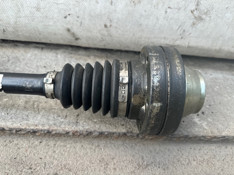 Привод передний CAYENNE 10-18 2013 CNRB 3.0 DIESEL