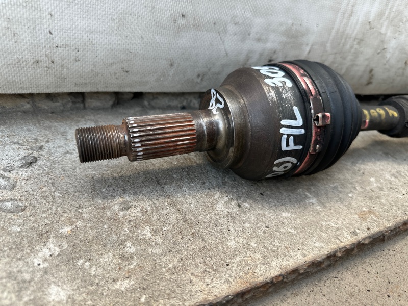 Привод передний левый 3 BL 09-13 2009 2.5 L (L5-VE)