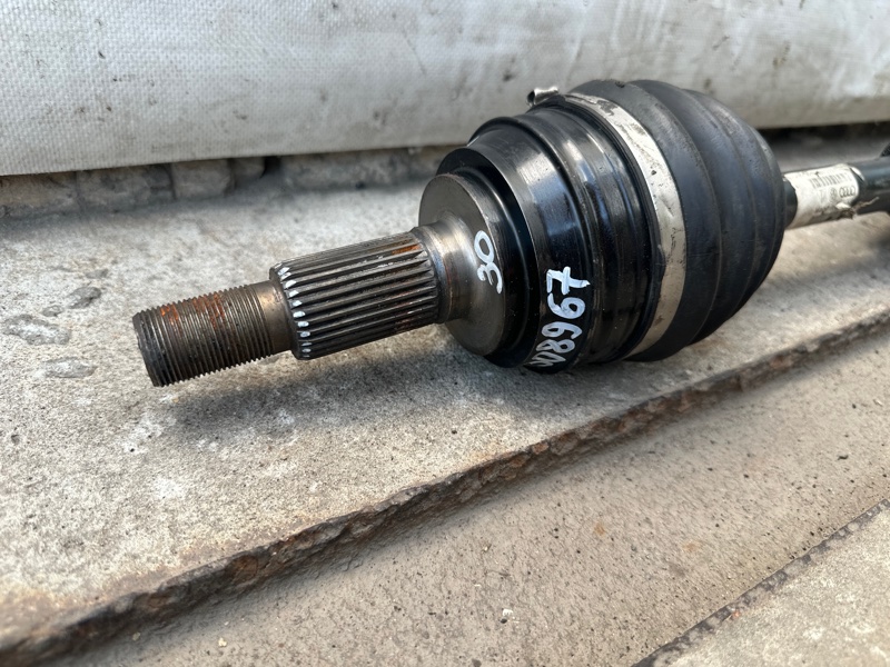 Привод передний CAYENNE 10-18 2013 CNRB 3.0 DIESEL