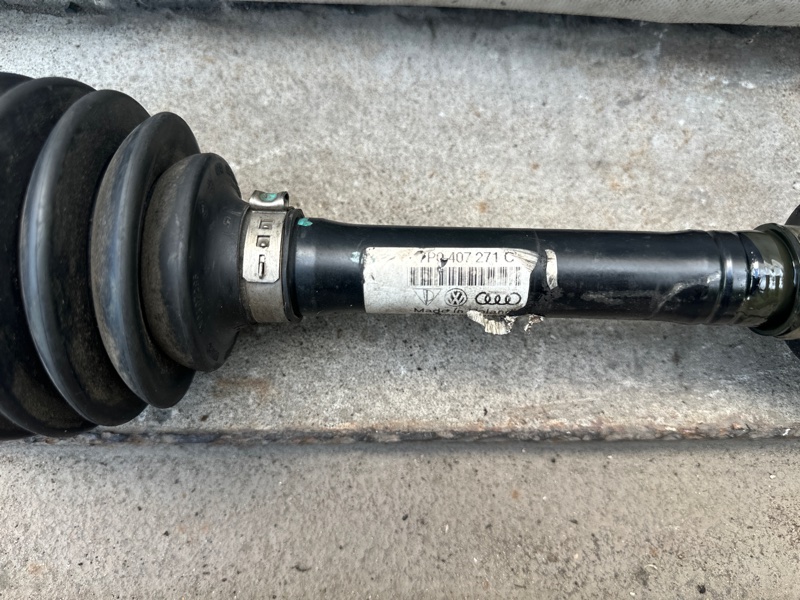 Привод передний CAYENNE 10-18 2013 CNRB 3.0 DIESEL