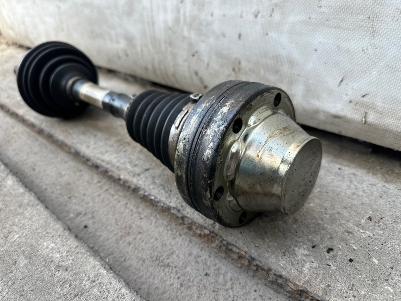 Привод передний TOUAREG 02-10 2007 BHK 3.6 Привод передний TOUAREG 02-10 2007 BHK 3.6