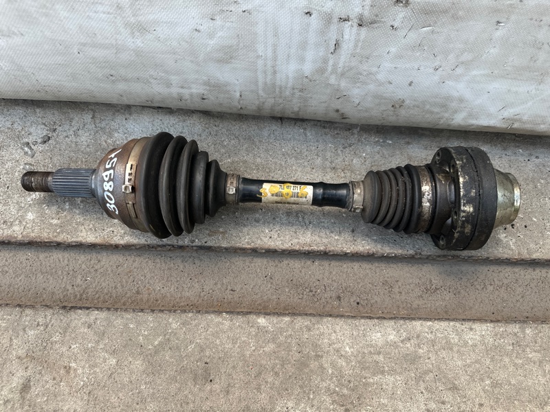 Привод передний TOUAREG 02-10 2007 BHK 3.6