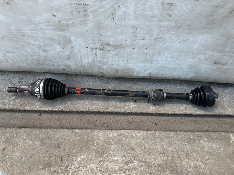 Привод передний правый NISSAN SENTRA B17 12-21 2018 1.8 MRA8DE 39100-3RC0A Б/У