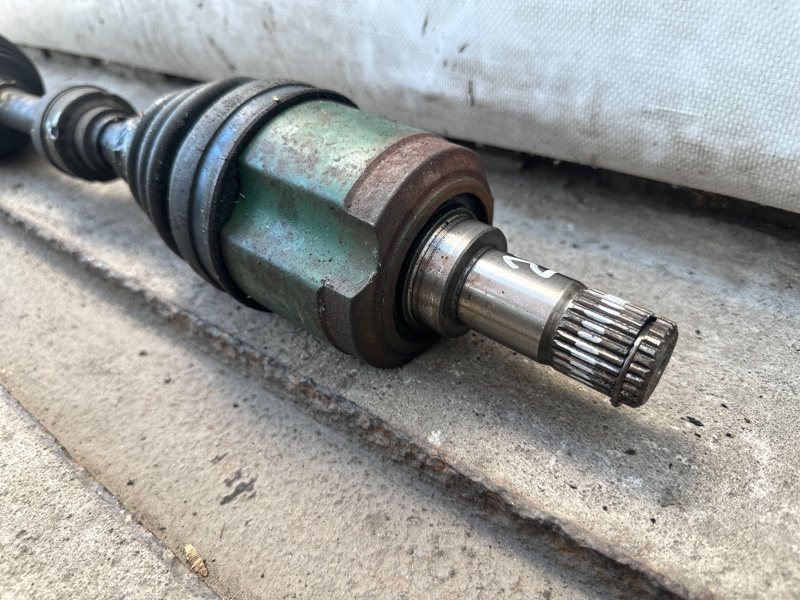 Привод передний левый OUTLANDER 03-07 2003 2.4 4G69