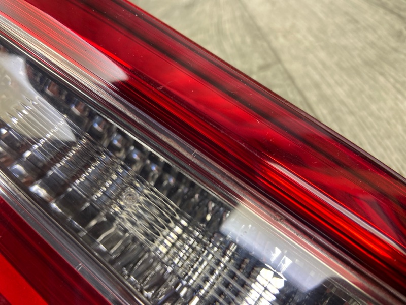 Фонарь внутренний правый CAMRY 70 17- 2018 GSV70 2.5 A25AFKS