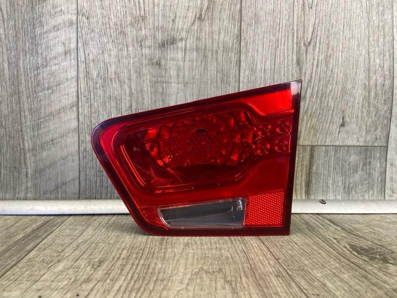 Фонарь внутренний правый KIA FORTE/CERATO TD 08-13 2009 TD 2.0 G4KD 924041M000 Б/У