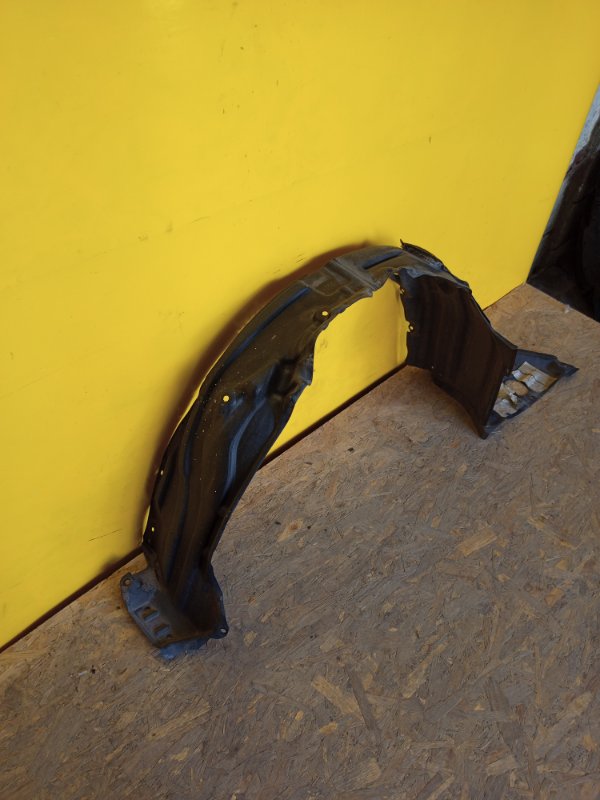 Подкрылок передний левый PRIUS 16- Подкрылок передний левый PRIUS 16-