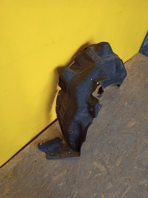 Подкрылок задний левый KUGA  20-24