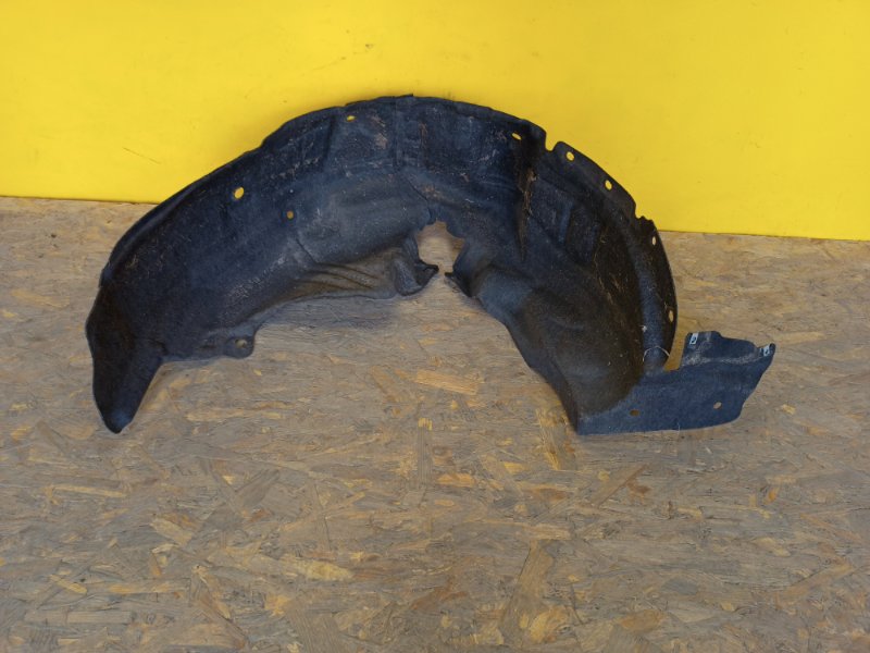 Подкрылок задний левый KUGA  20-24