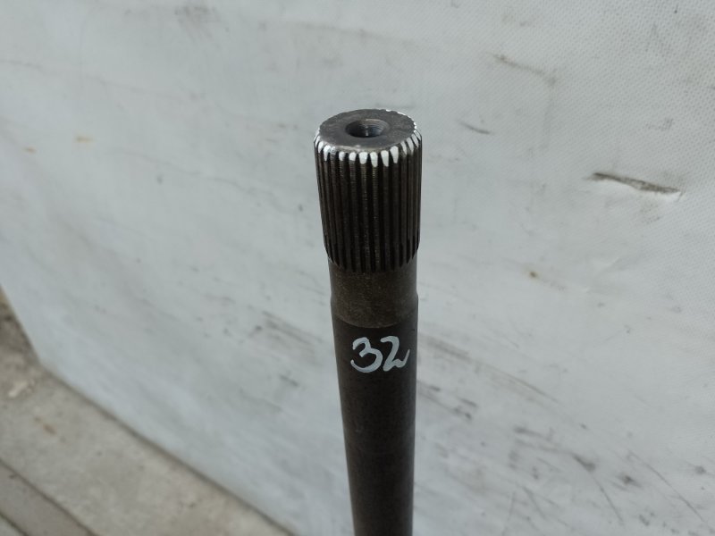 Полуось моста задний левый TUNDRA 07-13 2008 4.0 1GRFE