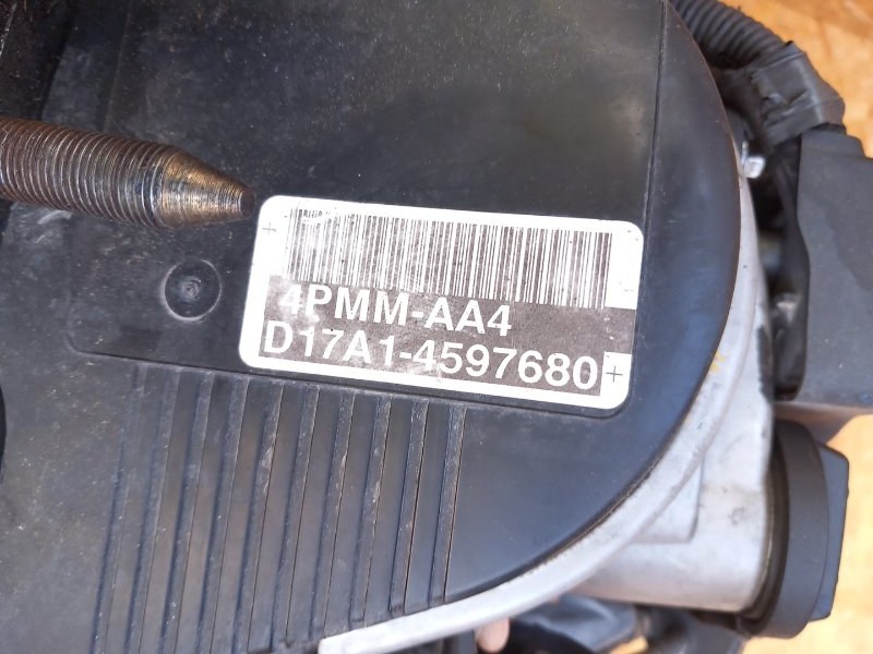 Двигатель бензин CIVIC ES 00-05 2005 1.7 L D17A