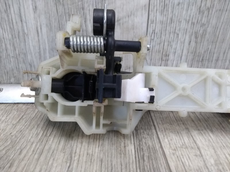 Ручка двери наружная передняя правая KIA SOUL PS 13-19 2.0 G4NC Ручка двери наружная передняя правая KIA SOUL PS 13-19 2.0 G4NC