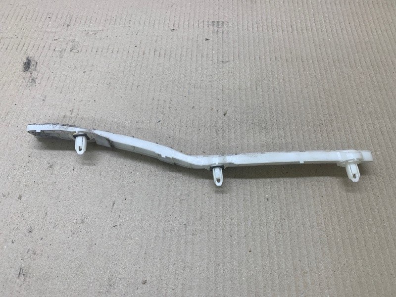 Кронштейн заднего бампера левый OUTLANDER XL 05-13 2009 3.0 6B31