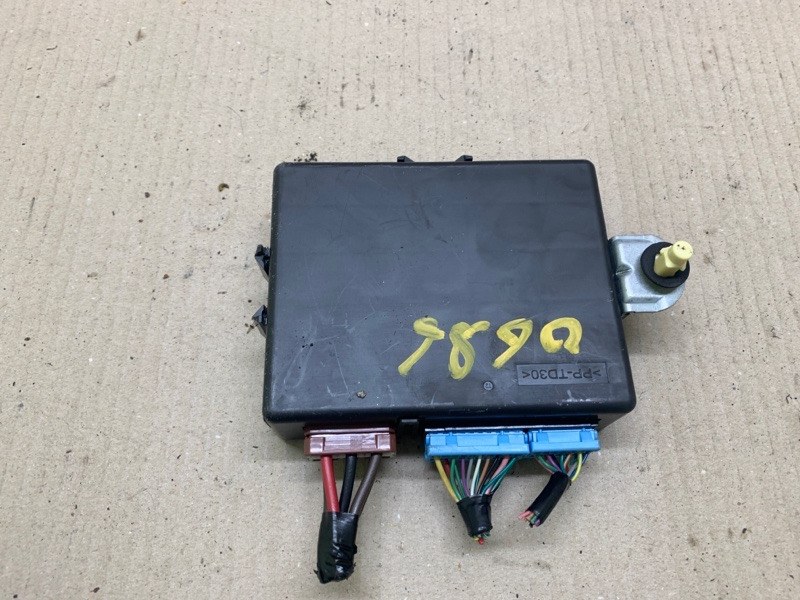 Блок управления крышкой багажника ACURA MDX (YD3) 13-21 3.5 J35Y5