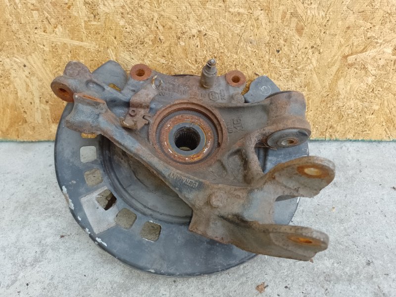 Цапфа задняя левая VOLKSWAGEN TOUAREG 02-10 2007 BHK 3.6 7L0 505 435 B Б/У