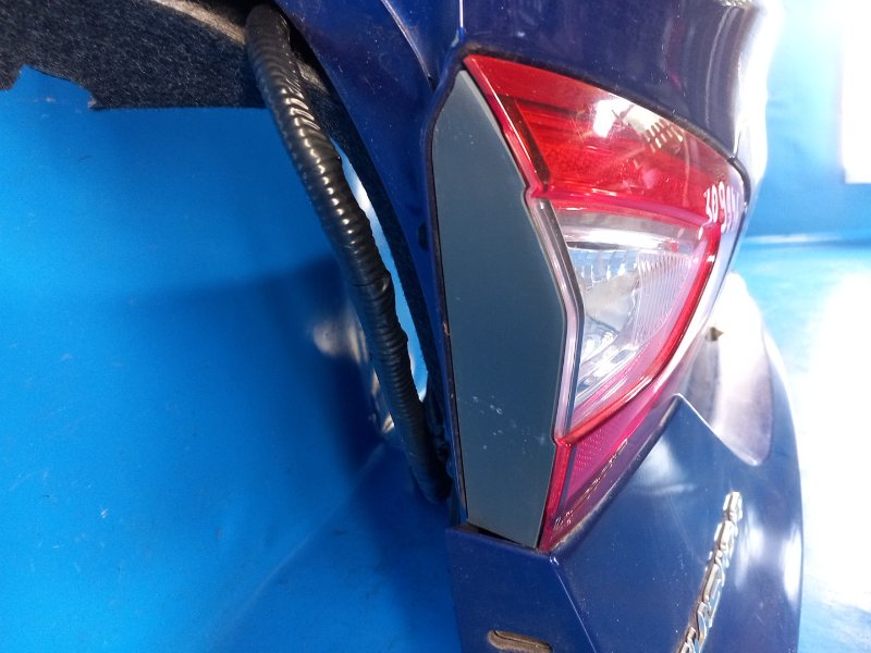 Фонарь внутренний левый FUSION 14- 2014 C25HDEX