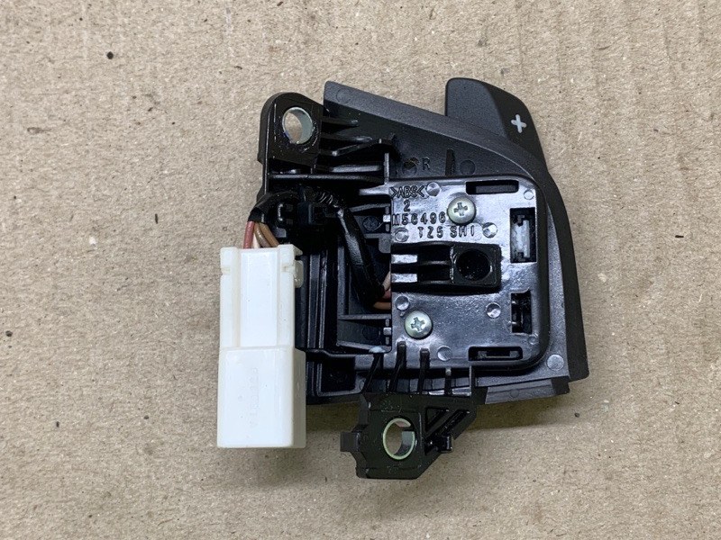 Лепестки переключения передач правые ACURA MDX (YD3) 13-21 2018 3.5 J35Y5 78560-TZ5-A81ZB Б/У