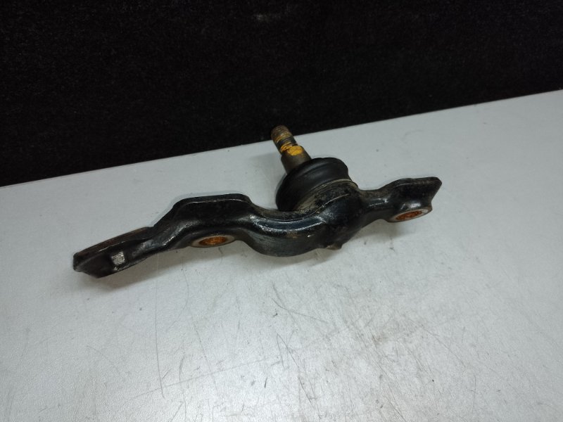 Шаровая опора передняя левая LEXUS LS430 00-06 4.3 3UZFE