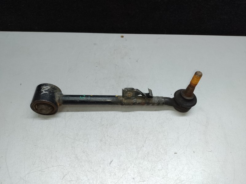 Рычаг задней подвески поперечный верхний передний правый LEXUS LS430 00-06 2002 4.3 3UZFE 48705-50010 Б/У