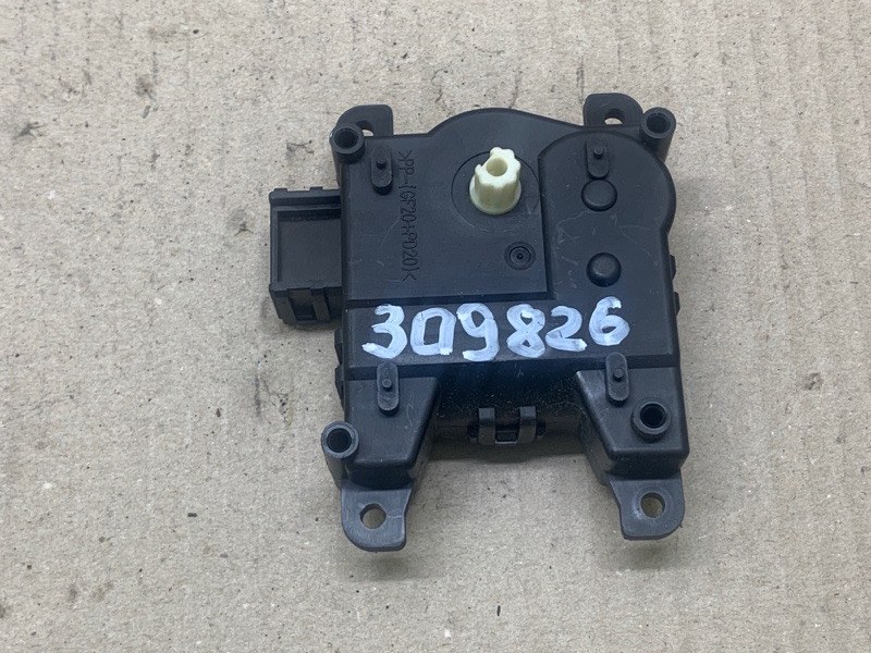 Запчасть моторчик заслонки печки ACURA MDX (YD3) 13-21 2013 3.5 J35Y5 79240-TZ5-A41 Б/У Моторчик заслонки печки ACURA MDX (YD3) 13-21 2013 3.5 J35Y5 79240-TZ5-A41 Б/У